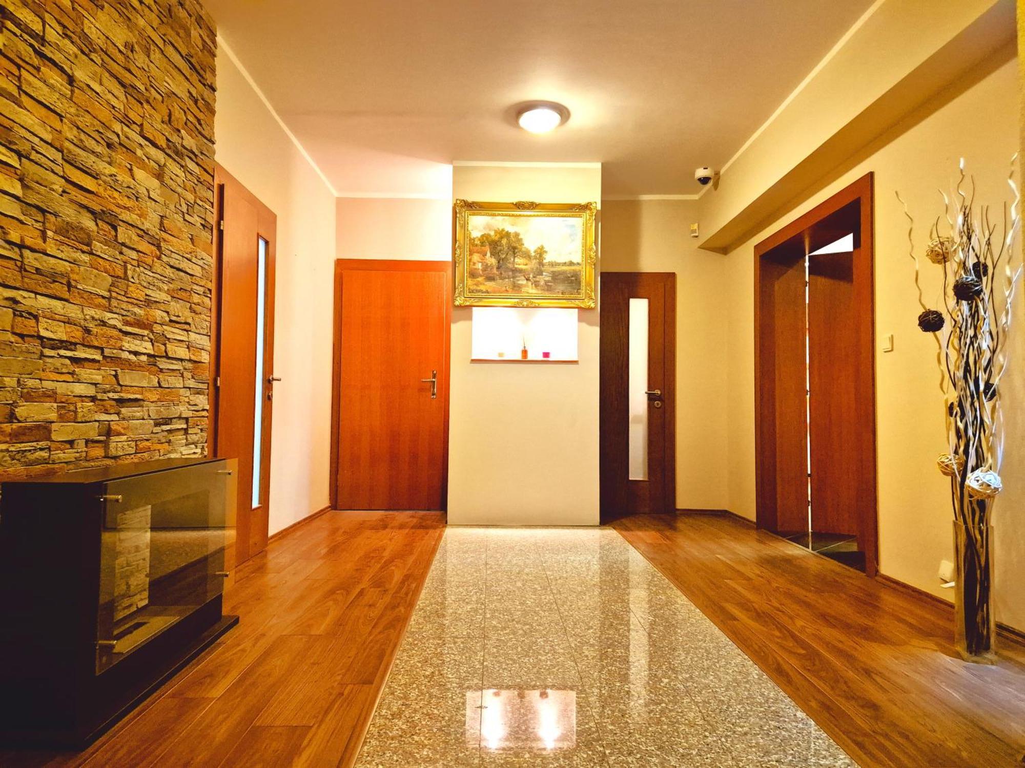Zen Zone Hostel Pozsony Kültér fotó